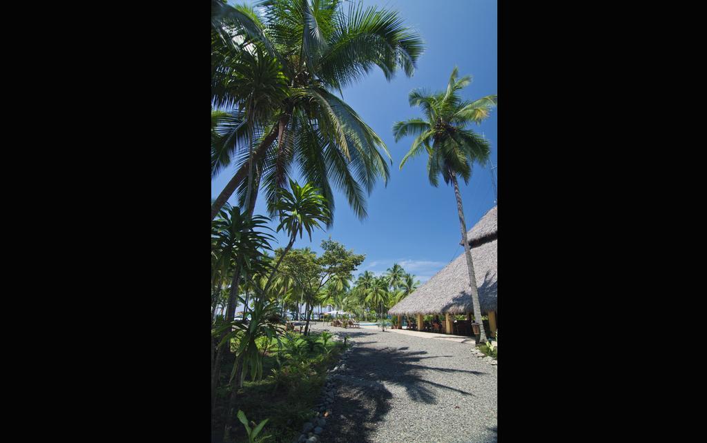 Clandestino Beach Resort Парита Екстериор снимка