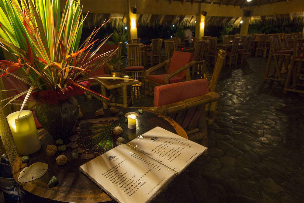 Clandestino Beach Resort Парита Екстериор снимка